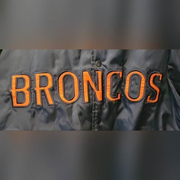 Vintage Denver Broncos Game Day NFL Varsity Bomber Jacket Large Quilted Satin - Picture 4 of 13